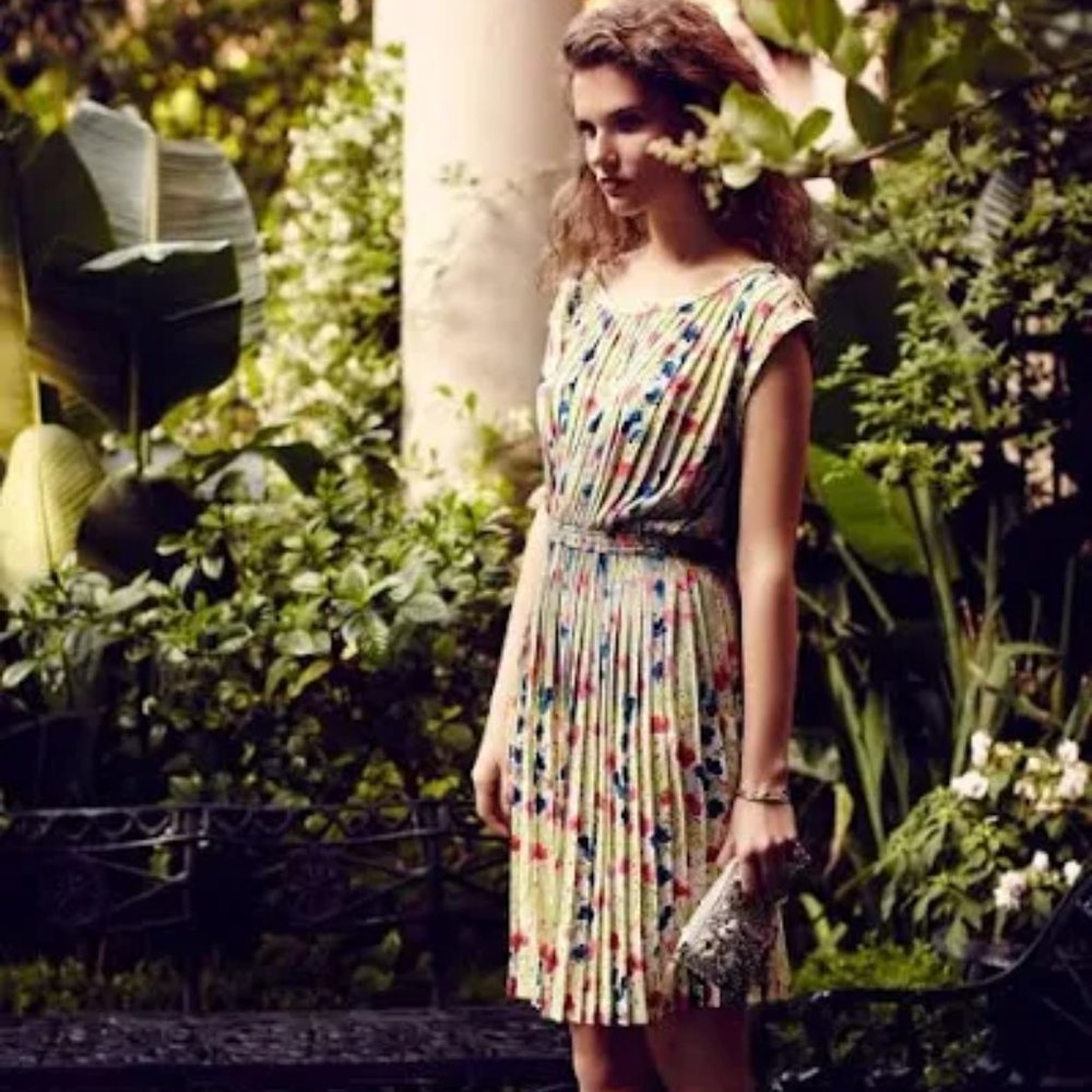 Anthropologie floral dress size M